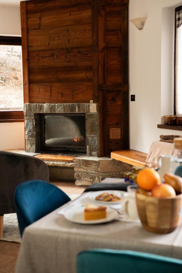 Green Mountain Lodge Oulx Buitenkant foto