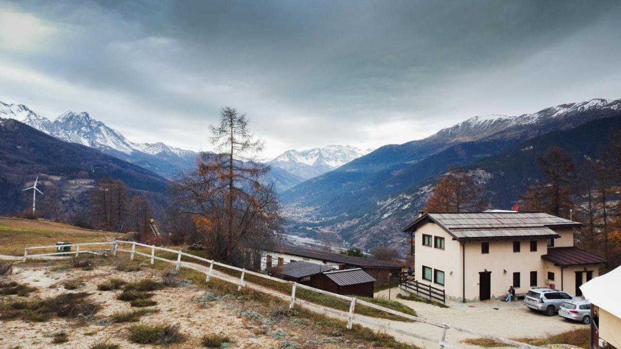 Green Mountain Lodge Oulx Buitenkant foto