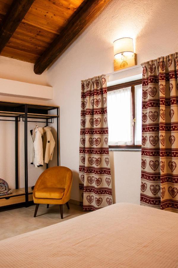 Green Mountain Lodge Oulx Buitenkant foto
